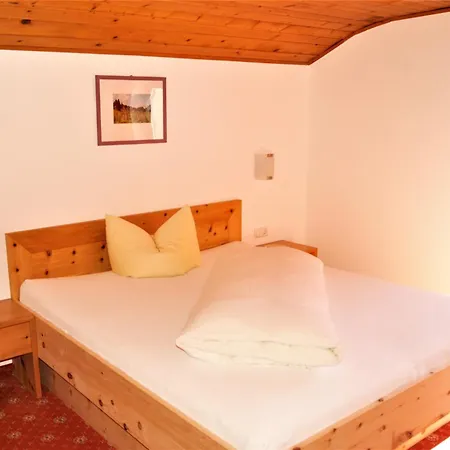 Landhaus St. Hubertus Kaunertal Room photo