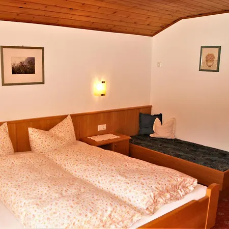 Landhaus St. Hubertus Kaunertal Room photo